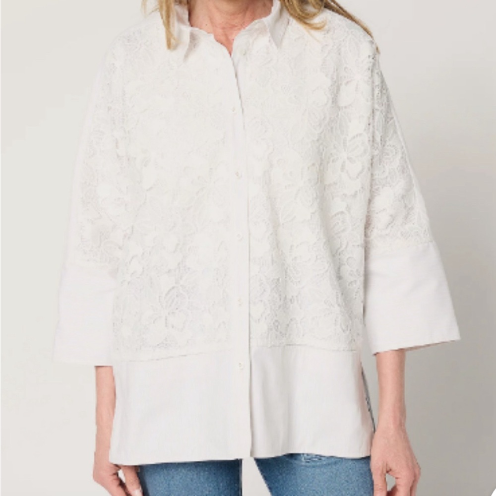 NWT LOGO Lavish by Lori Goldstein Lace Front Relaxed Poplin Shirt- size- XS